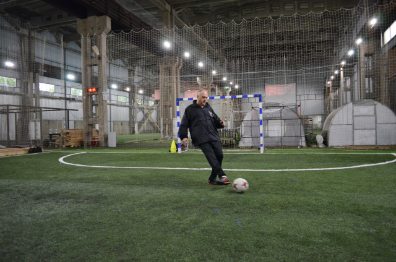 Искусственная трава на футбольном поле - Футбольный Манеж на Рязанской Пермь